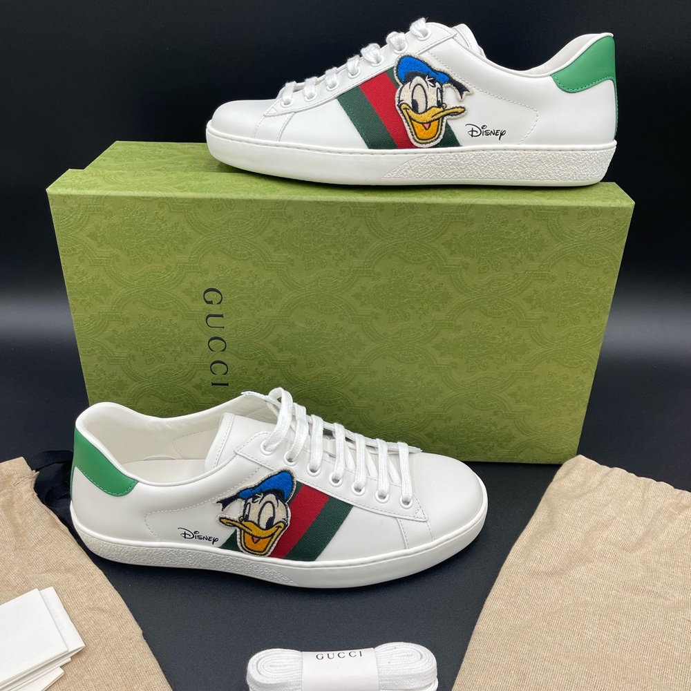 GUCCI ACE DONALD DUCK SNEAKERS WHITE, RED & GREEN